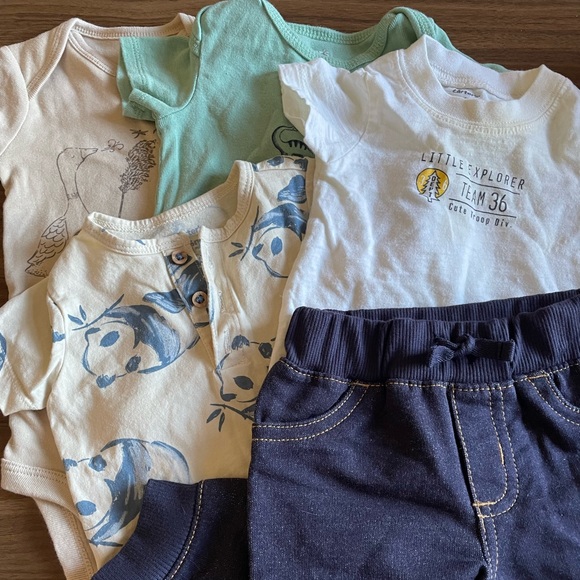 6 Month Carter’s Bundle - Picture 1 of 5